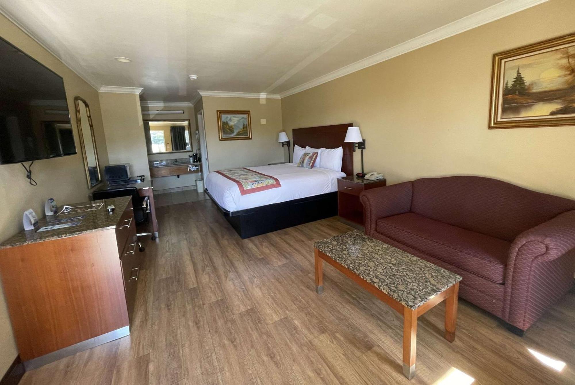 Travelodge By Wyndham Costa Mesa Newport Beach Hacienda Εξωτερικό φωτογραφία